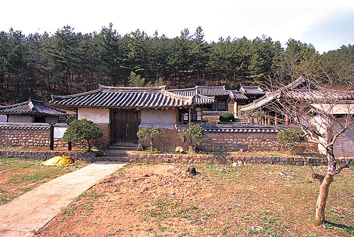 용강서당 전경