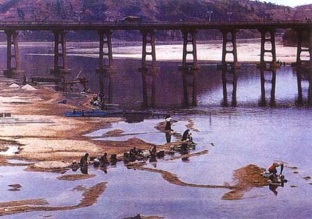 200304241947c4-21.jpg