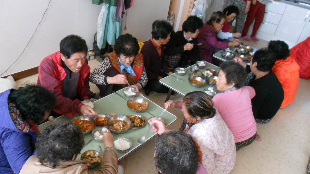 공동생활 경로당