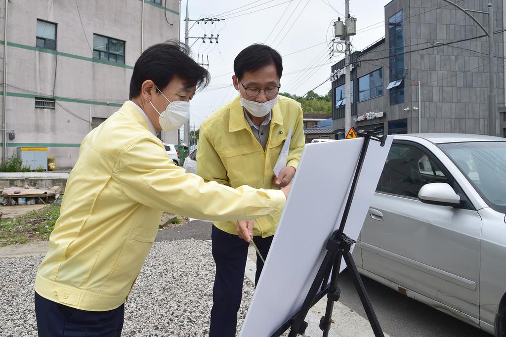 조규일 진주시장, 일반성면 신촌지구 농촌 새뜰마을 사업 대상지 현장 점검 