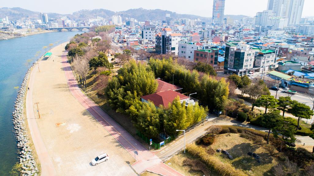 진주시, 악취저감시설로 남강둔치 악취 잡는다  