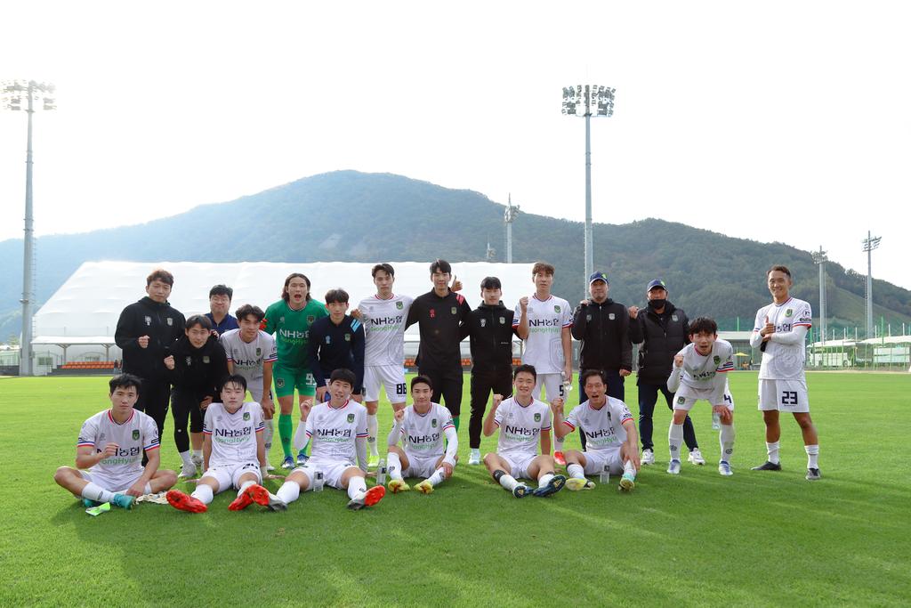 진주시민축구단, 평창유나이티드FC 상대로 2대 1 승