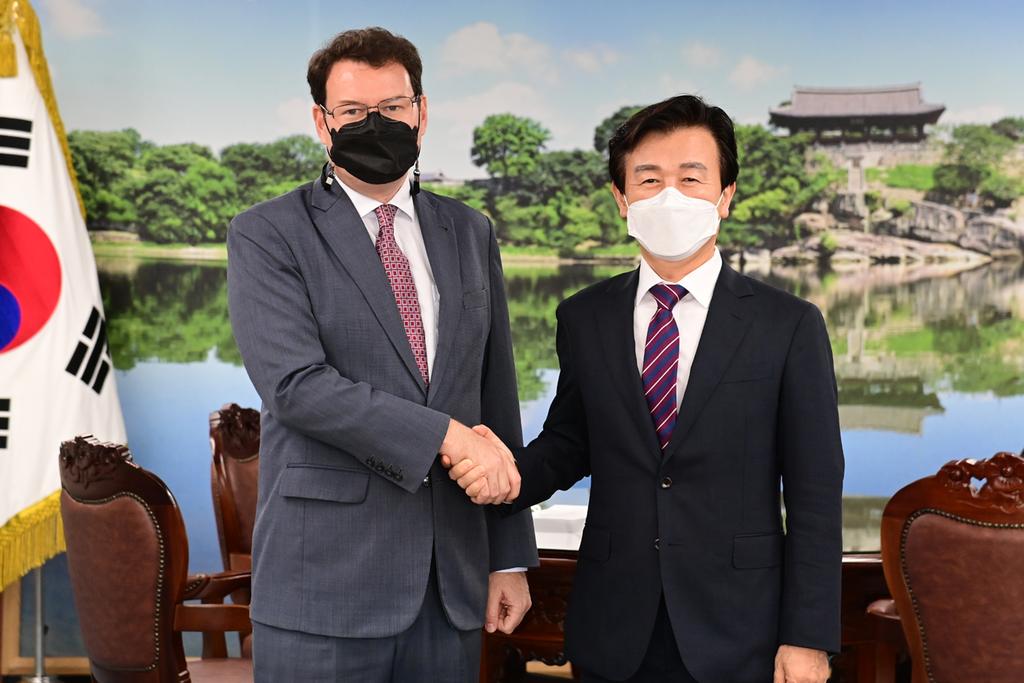 주 부산 미국영사 시장님과 간담회 가져  