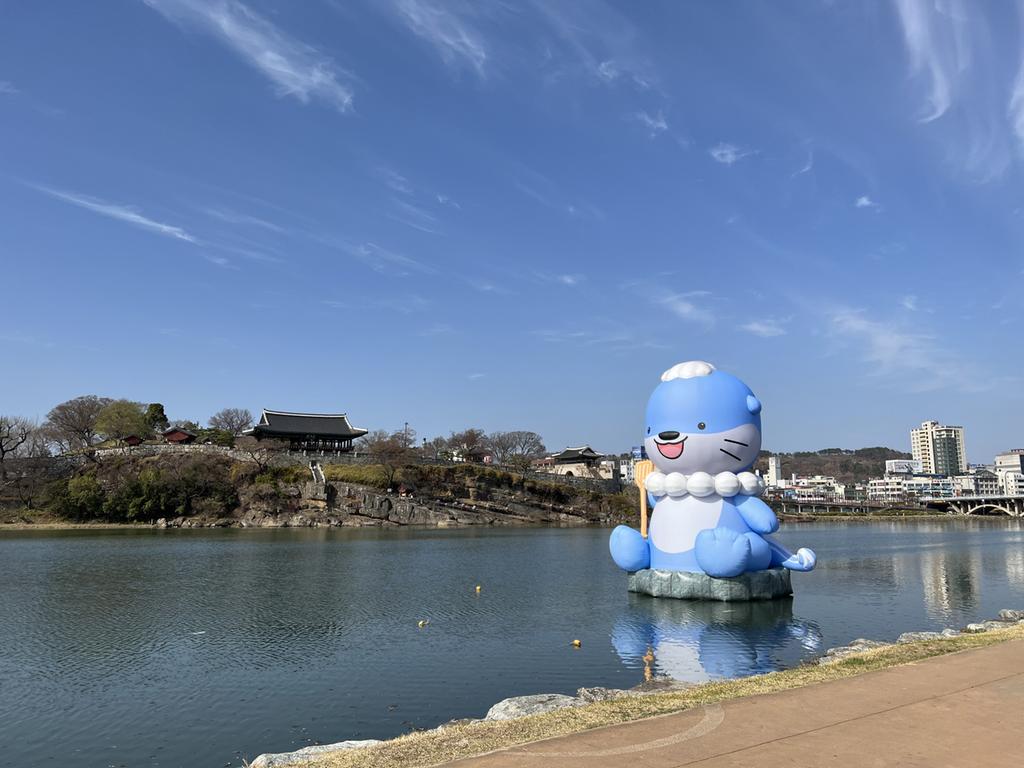 진주 남강 ‘하모’, 잠시 휴식을 위한 안녕!