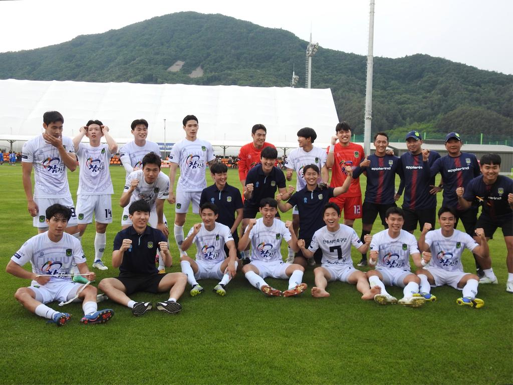 진주시민축구단, 원정서 평창유나이티드FC에 4 대 0 대승