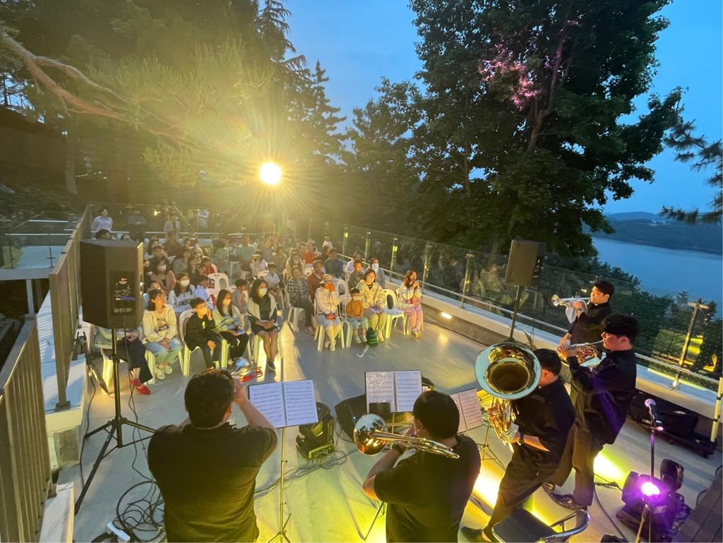 진주시, 진양호공원 가을 문화공연 ‘노을음악회’ 운영