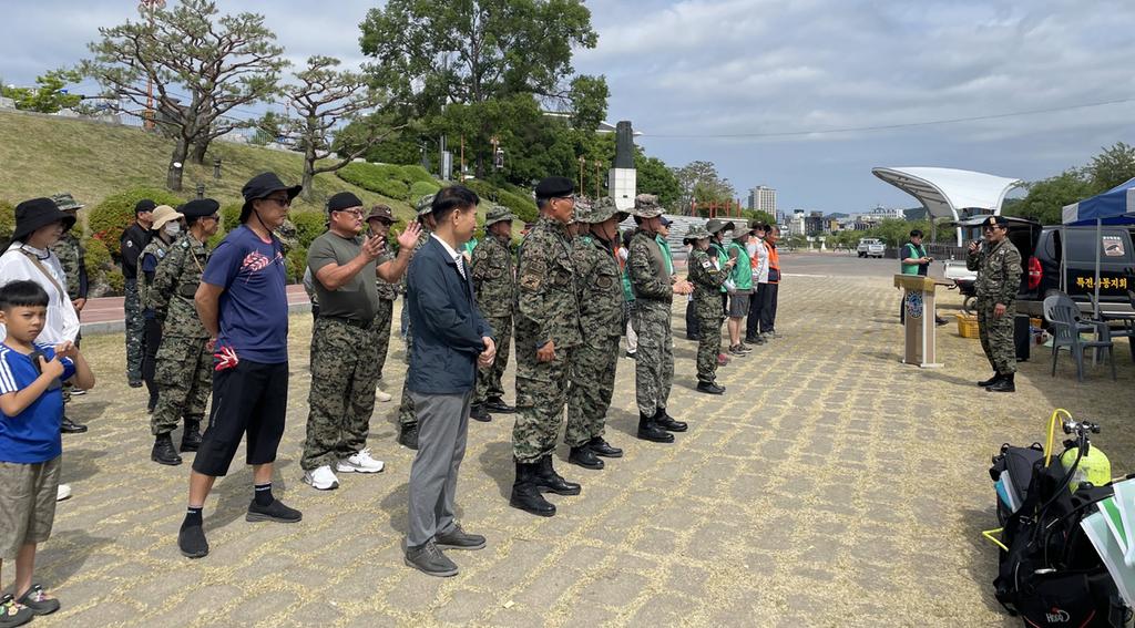 (사)경남특전사환경관리협회 ‘남강 수중정화 및 환경정화활동’ 실시