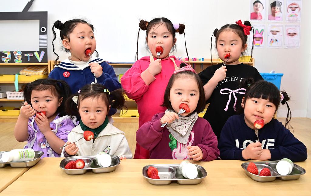 진주시, ‘어린이집 과일간식 지원사업’ 올해도 계속된다
