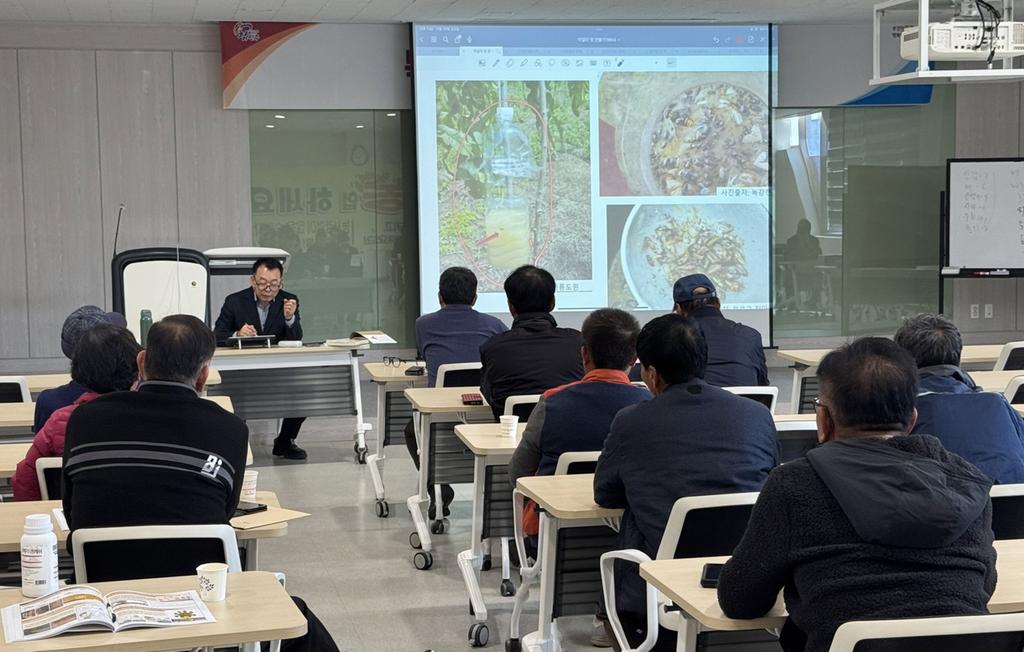 진주시, 품목별 상설교육‘복숭아 해충 관리’성료