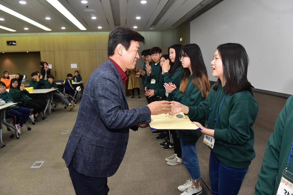  작은 봉사로 큰 기쁨 함께 느껴봐요