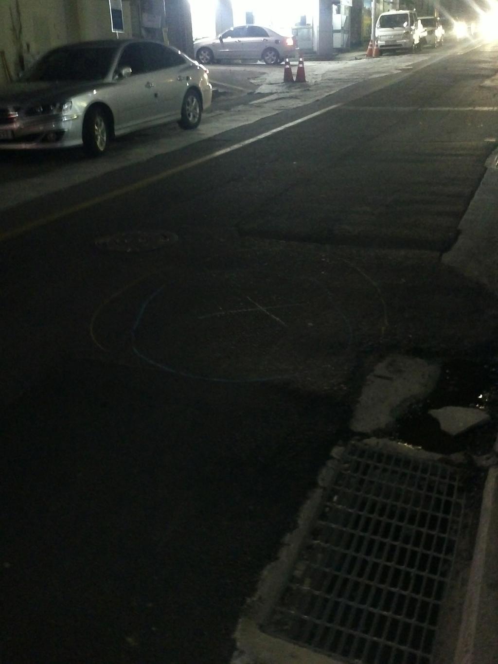 저가 엑스한곳이 차가지나가면 흔들립니다... 저희집옆도금이많이갔습니다