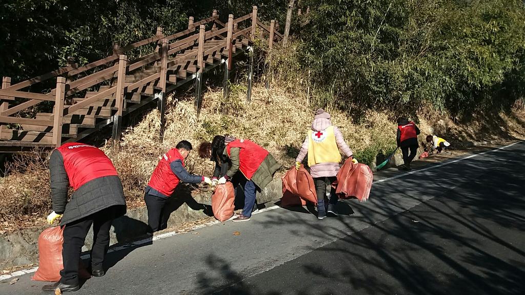 설맞이 비봉산 대청소