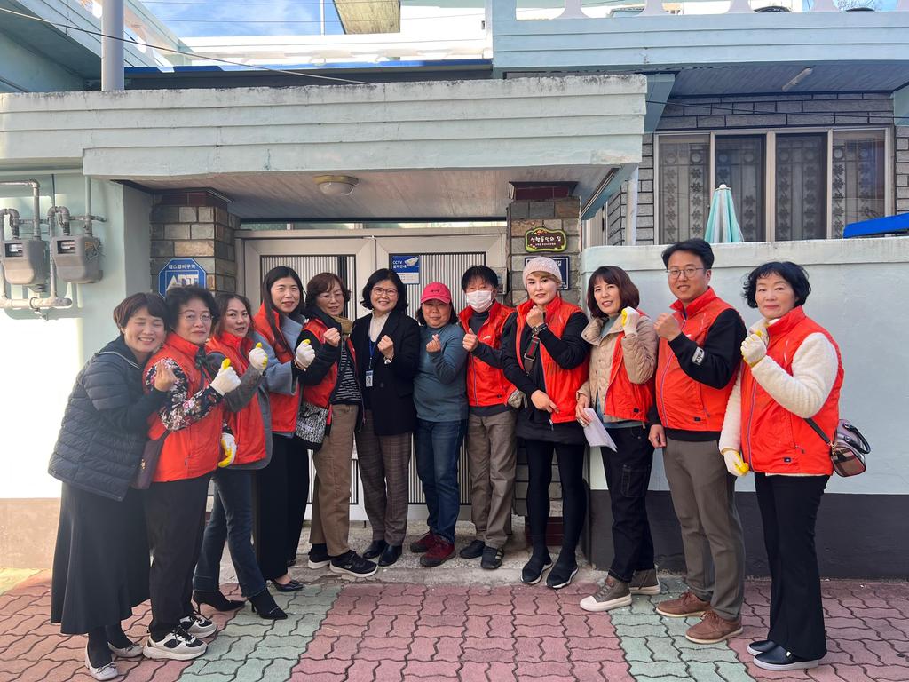 선행동민 칭찬 릴레이 사업(문패 달아주기)  