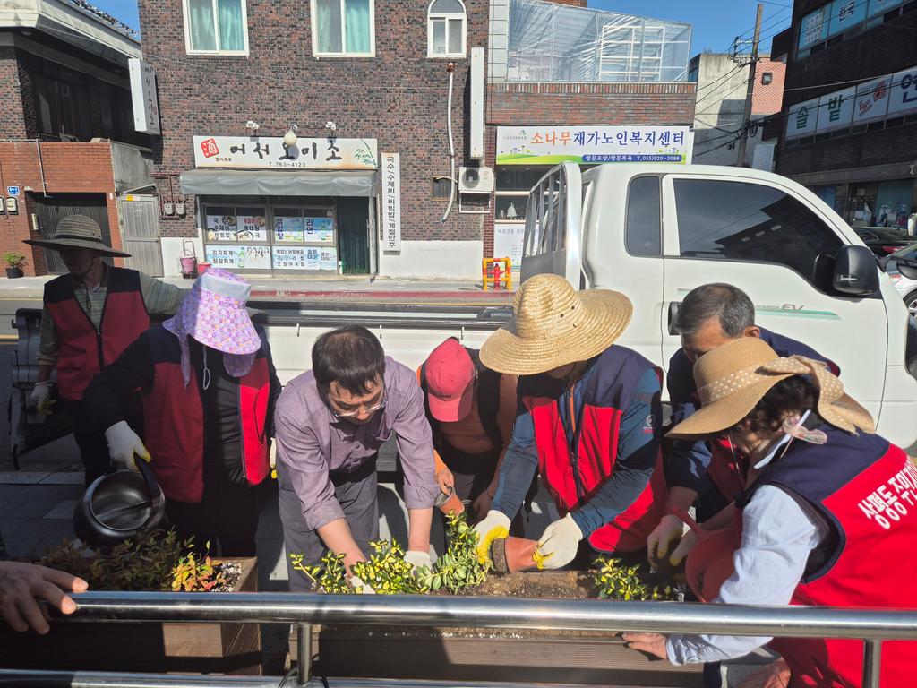 골목정원 사각화분 정비