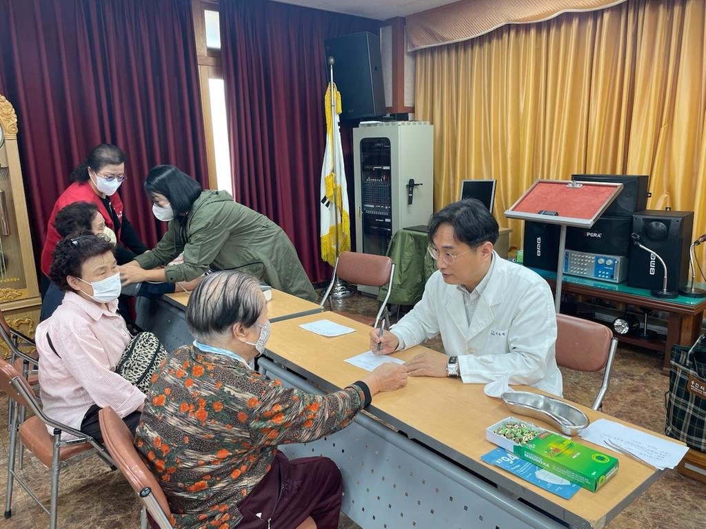 성북동 한방의료봉사 