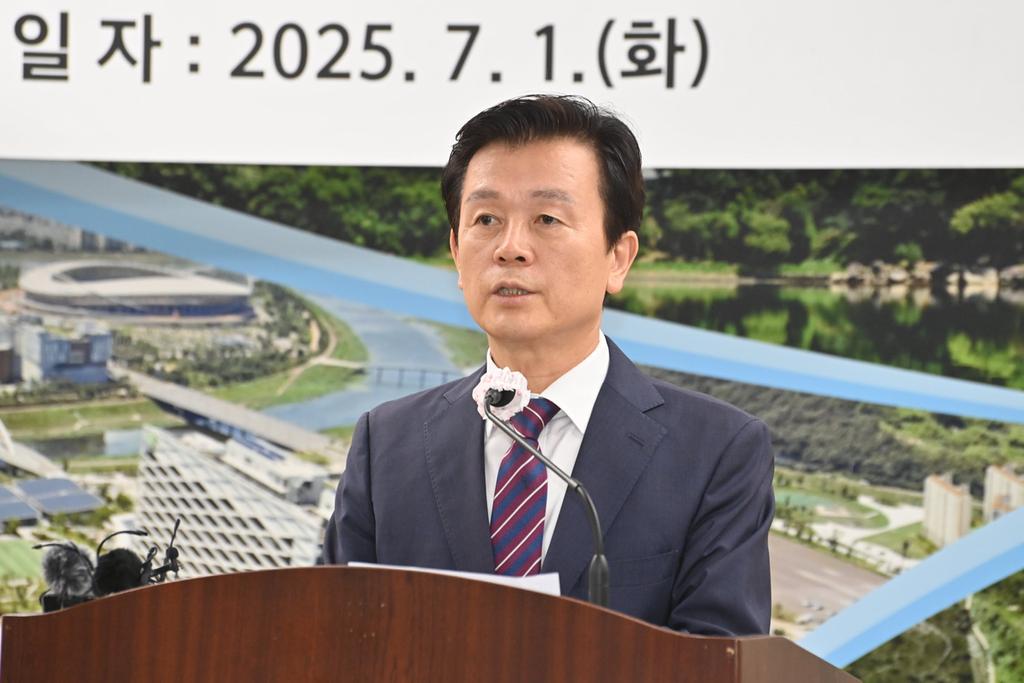조규일 진주시장 부강한 진주 제3의 기적 만들 것