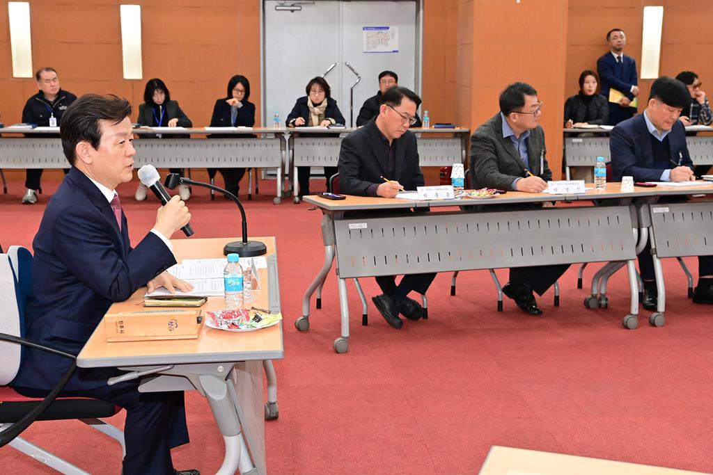 진주시 2025 대한민국 <b class=