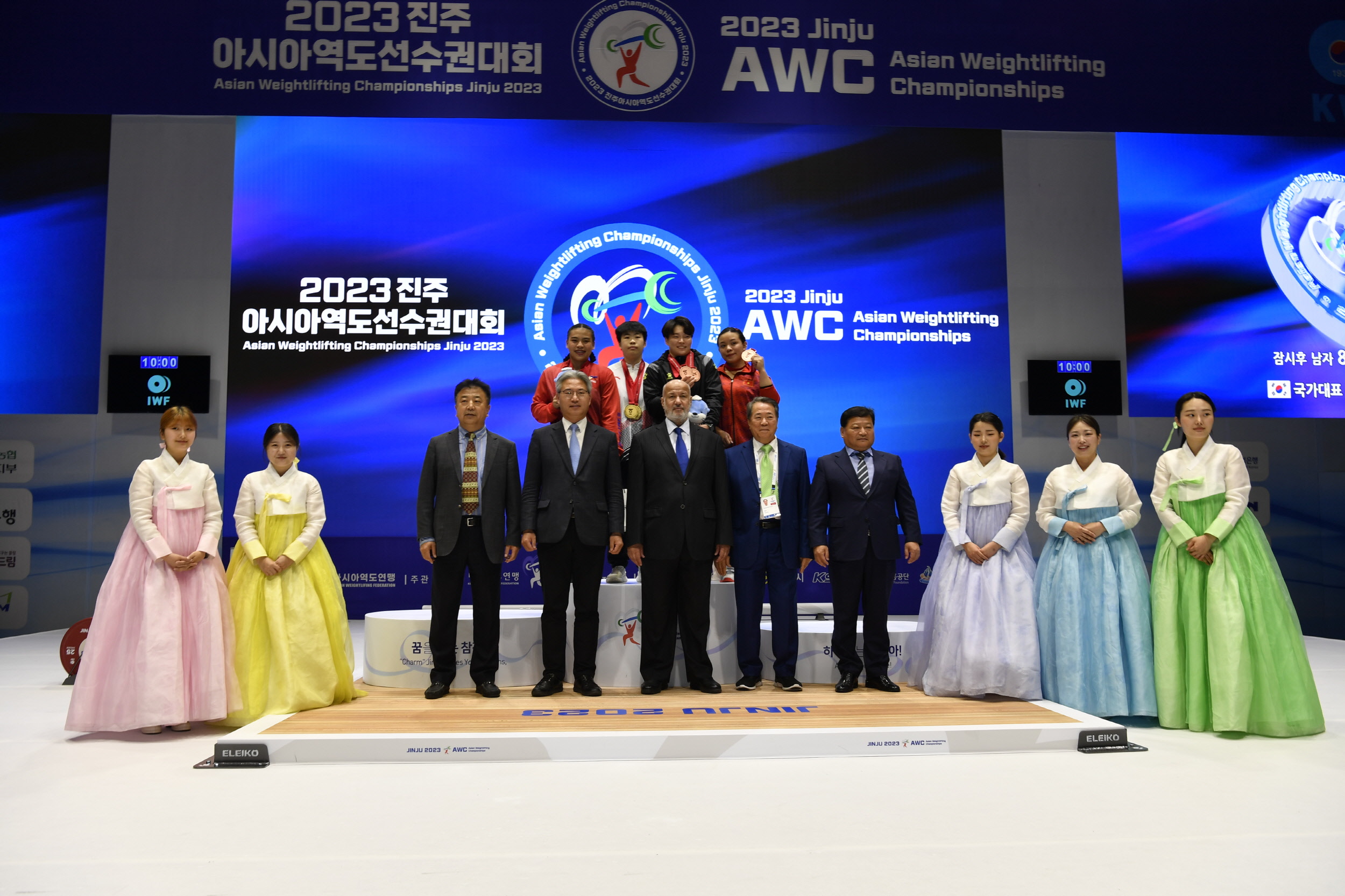 ‘2023 진주아시아역도선수권대회’서 세계신기록 2개 나와(3).JPG