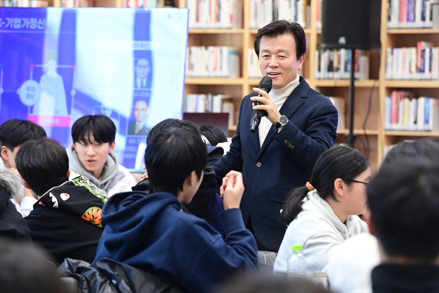 진주서‘K-기업가정신 청소년 꿈토링 캠프’개최 (3).jpg