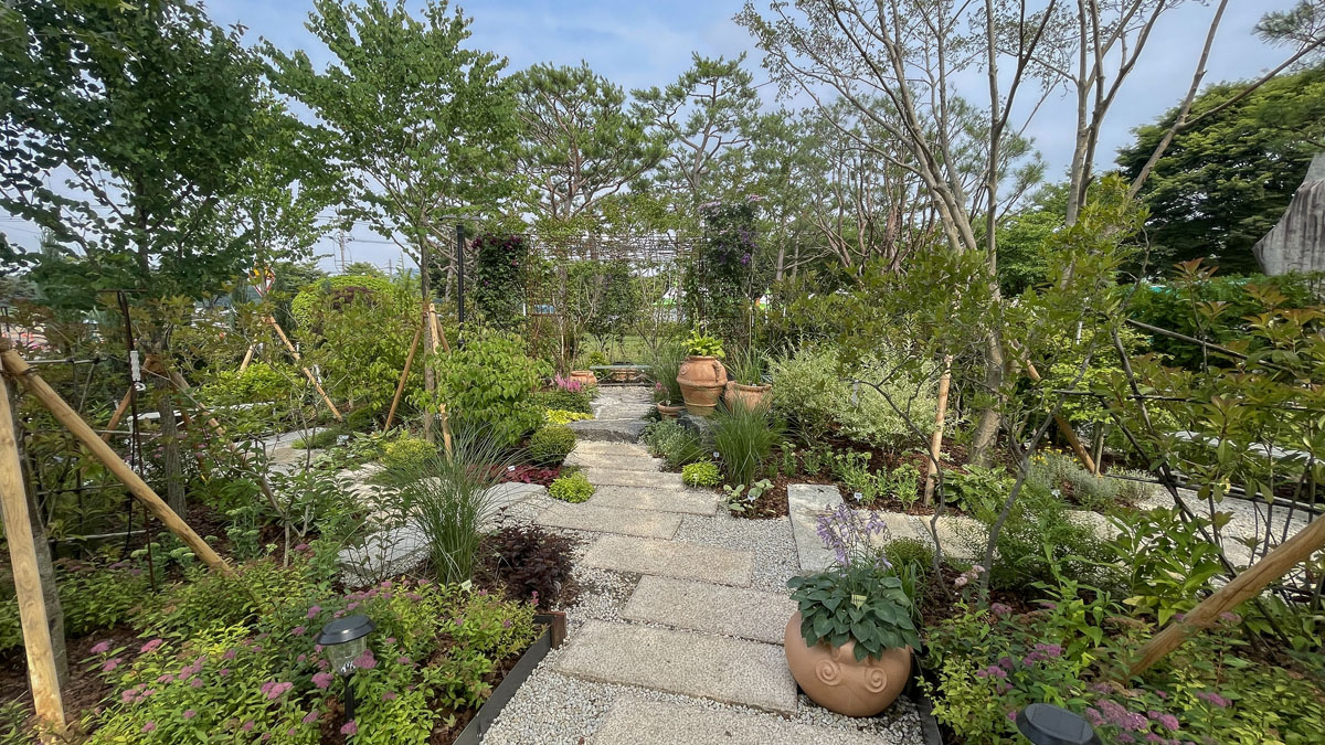 스윗홈, 스윗가든 1.jpg